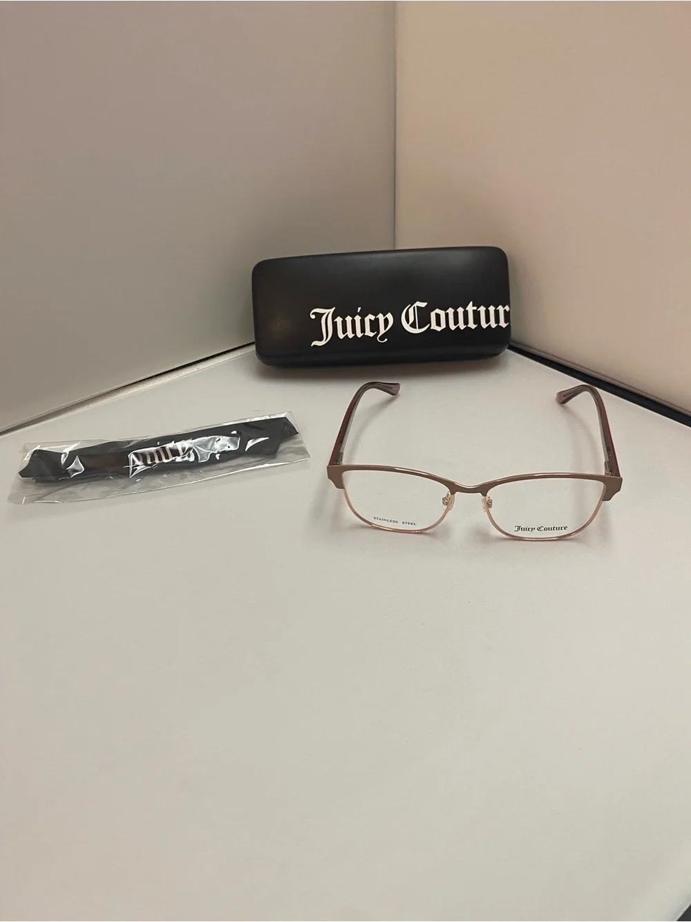 Juicy Couture Rose Gold Metal Frame Eyeglasses with Black Logo Case,pink accents
